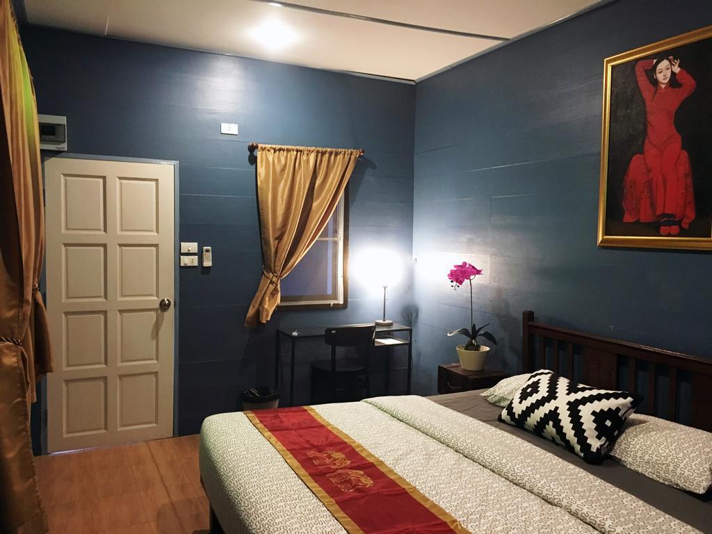 Blue Chang House Банкок Екстериор снимка